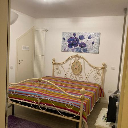 レンノCasa Floraアパートメント エクステリア 写真